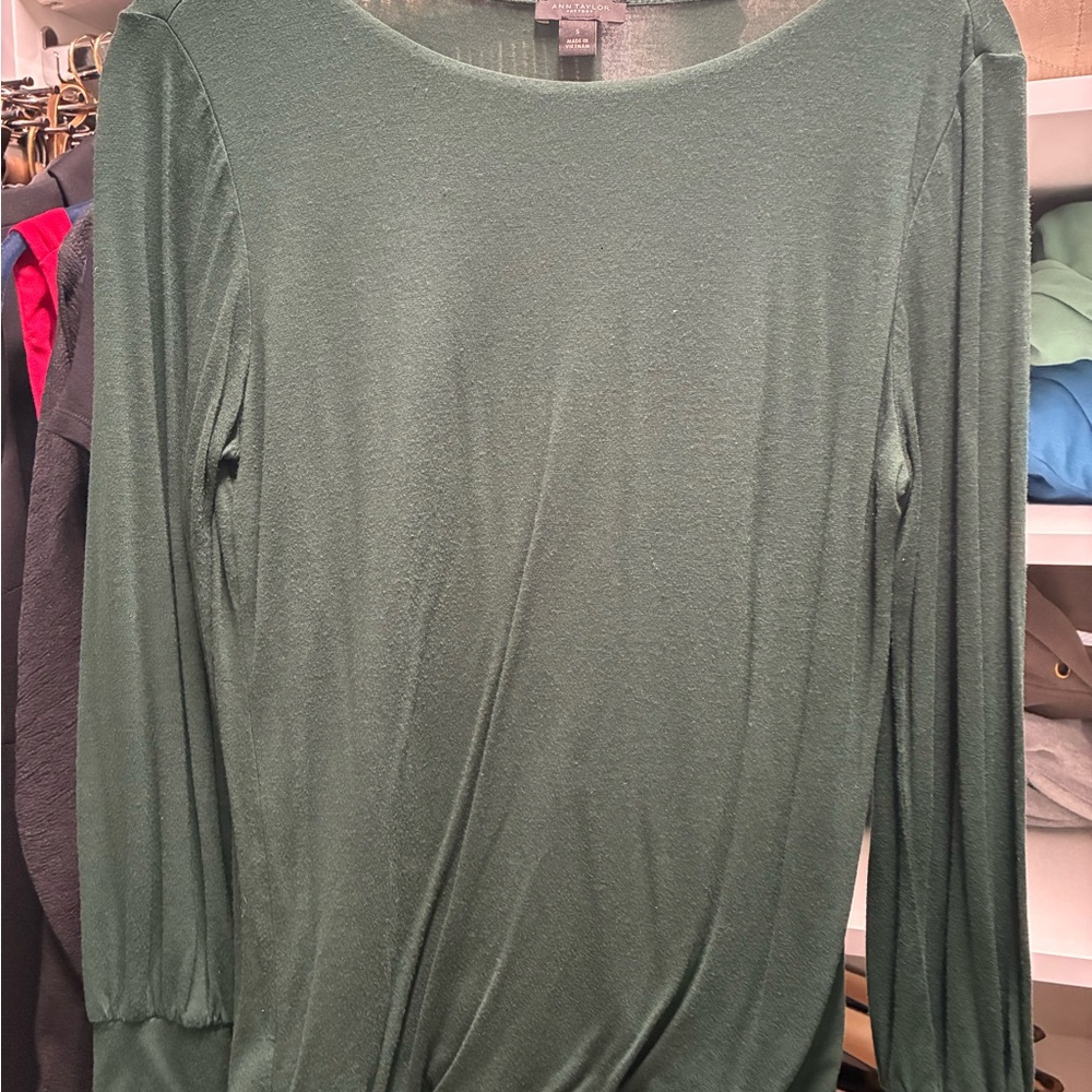 Ann Taylor factory green, long sleeve blouse